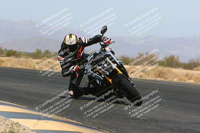 media/Apr-10-2022-SoCal Trackdays (Sun) [[f104b12566]]/Turn 7 Inside (1025am)/